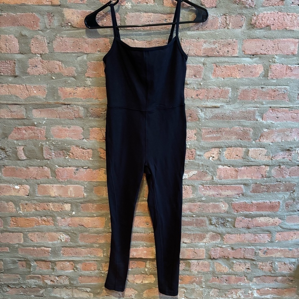 Wilfred Black Sleeveless Jumpsuit TNAction style jumpsuit